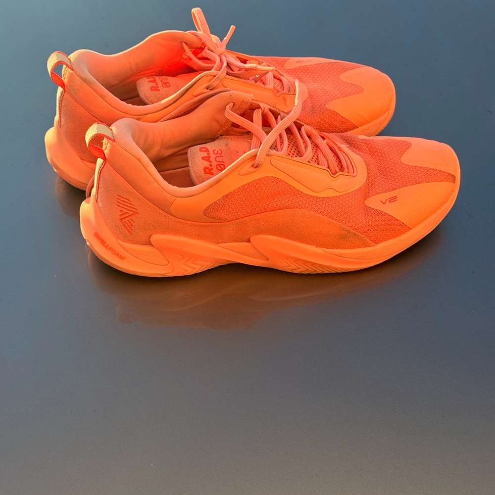 Rad one v2 pink blush size 11 men
